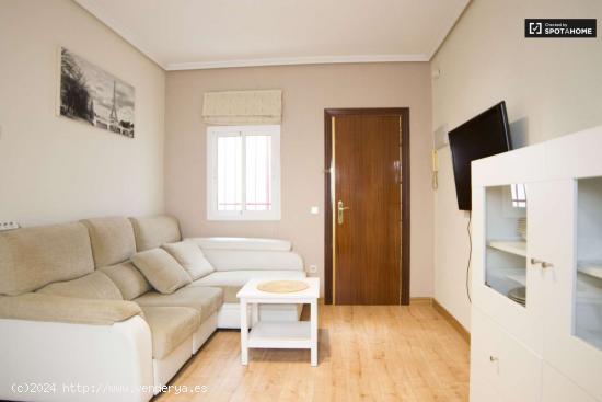  Precioso apartamento de 2 dormitorios en alquiler en Atocha - MADRID 