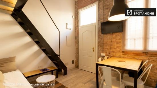 Adorable apartamento de 3 dormitorios en alquiler en Sants-Montjuïc - BARCELONA