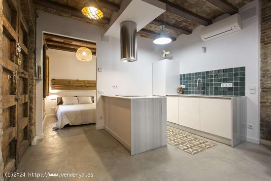 Rústico apartamento de 1 dormitorio en alquiler cerca de la playa en la Barceloneta - BARCELONA