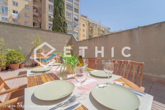 ¡OPORTUNIDAD! ¡GRAN TERRAZA 67m2 EN ESPECTACULAR FINCA DE PASSEIG DE SANT GERVASI! - BARCELONA