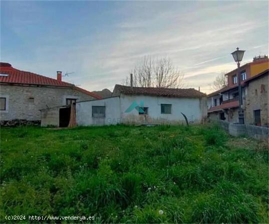  Casa independiente con terreno urbano - CANTABRIA 