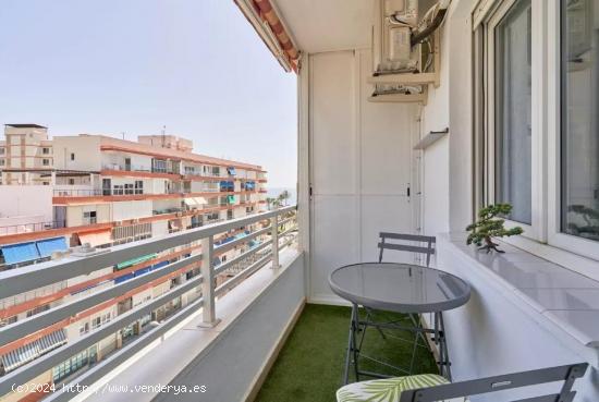 APARTAMENTO CON VISTAS AL MAR EN TORRE DEL MAR - MALAGA