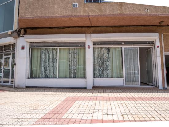 OPORTUNIDAD!! AMPLIO LOCAL EN VENTA EN CARRIZAL - LAS PALMAS