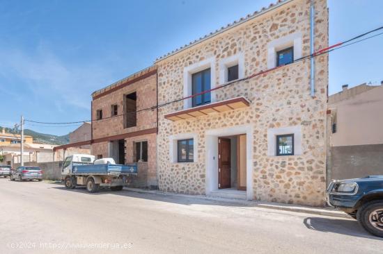 Casa tipo duplex con piscina - BALEARES