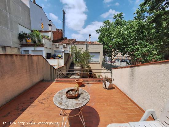 CASA CANTONERA EN PLENO CENTRO - BARCELONA