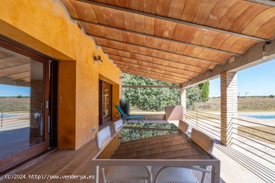 Chalet / Torre en venta  en Ermedas - Girona