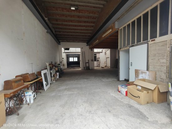 Local comercial en alquiler  en Olot - Girona