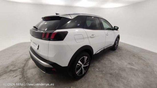 Peugeot 3008 ( 1.2 S&S PureTech Allure 130 )  - Sabadell