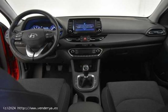 Hyundai i30 ( 1.0 TGDI Klass LR 48V 120 )  - Leganés