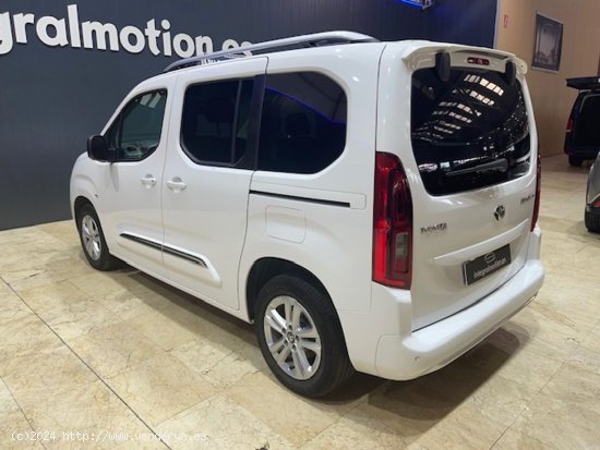 Toyota Proace City Verso 1.2 81kW (110CV) Family Active L1 - Sada