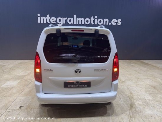 Toyota Proace City Verso 1.2 81kW (110CV) Family Active L1 - Sada