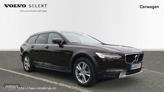 Volvo V 90 V90 Cross Country D4 AWD  Manual de 2019 con 90.957 Km por 30.900 EUR. en Vizcaya