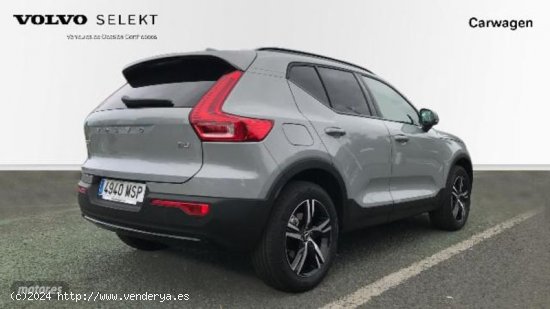 Volvo XC40 XC40 Plus, B3 Mild hybrid, Gasolina, Dark de 2024 con 1 Km por 45.500 EUR. en Vizcaya