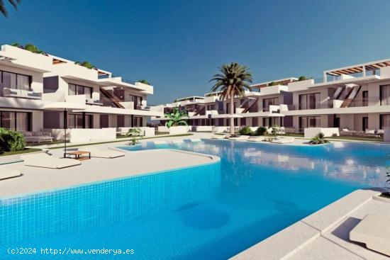 Bungalows atico con solarium del campo de golf con vistas al mar - ALICANTE