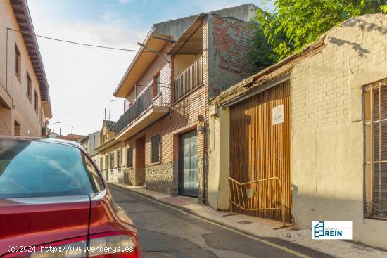 CASA EN AÑOVER CON MAS 270M2 CONSTRUIDOS SOBRE UNA PARCELA DE 300M - TOLEDO