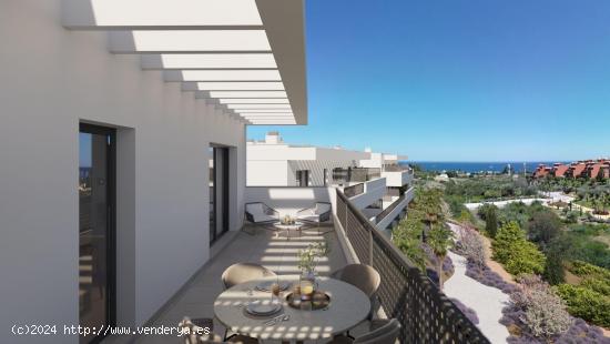 Ático de 2 dormitorios y 2 baños con vistas al Mar. Nueva Milla de Oro, Estepona - MALAGA