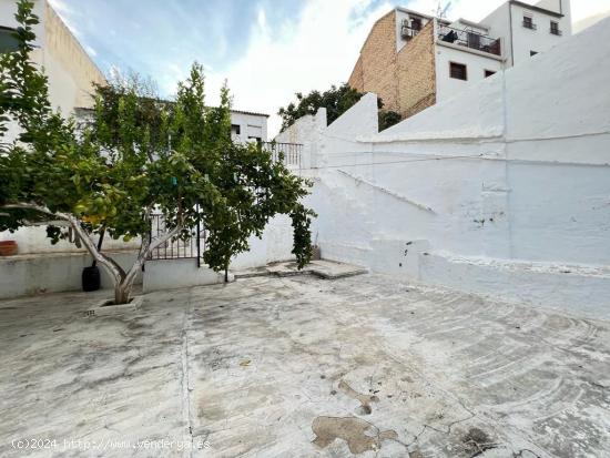 AMPLIA CASA EN EL PUEBLO DE ALAMEDA BUSCA PROPIETARIO¡¡¡¡¡ - MALAGA