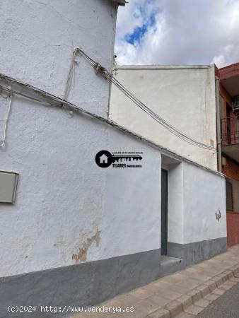 INMOBILIARIA TEJARES II VENDE CASA EN CENTRO VILLAMALEA - ALBACETE