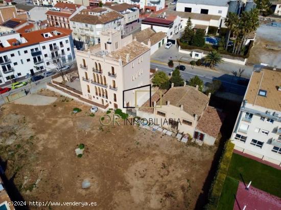 Local mas terreno en Sant Martí Sarroca - BARCELONA