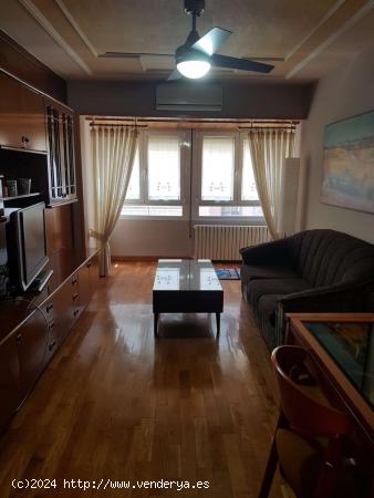 Habitación en piso compartido en Zaragoza - ZARAGOZA