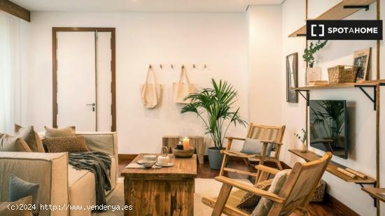 Apartamento de 2 dormitorios en alquiler en Malasaña, Madrid - MADRID