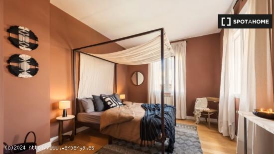 Apartamento de 2 dormitorios en alquiler en Rios Rosas, Madrid - MADRID