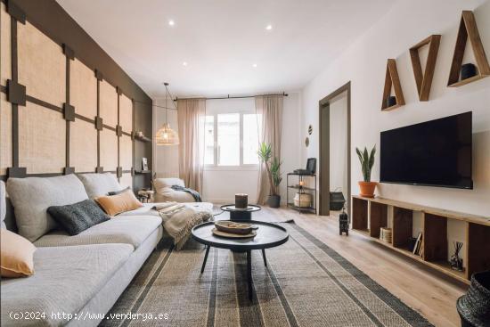 Apartamento de 3 dormitorios en alquiler en Barcelona - BARCELONA