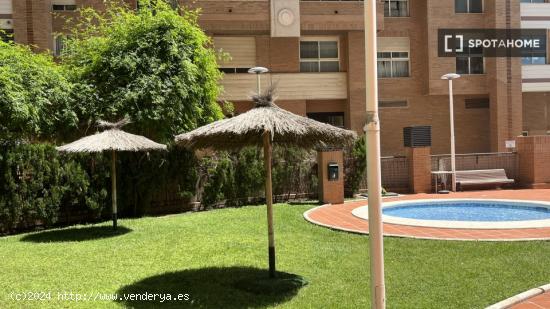 Apartamento entero de 1 dormitorio en València - VALENCIA