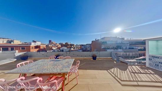 Impresionante terraza en ático duplex - BARCELONA