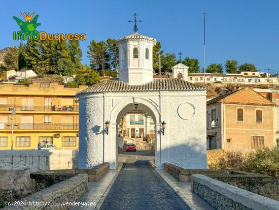 Casa pareada en Pinos Puente - GRANADA