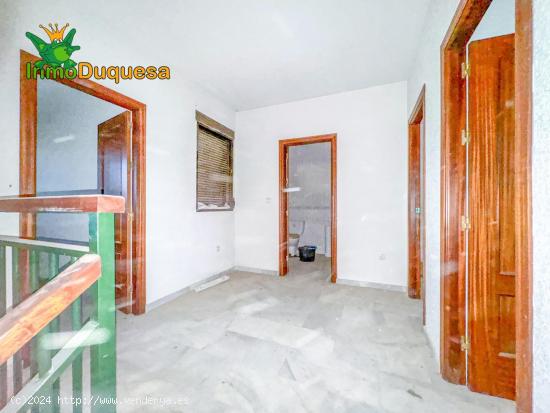 Casa pareada con patio de 80m² y 3 dormitorios en Valderrubio - GRANADA