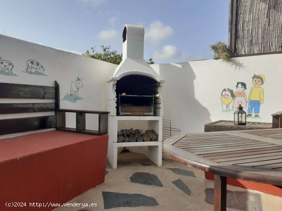 Excelente vivienda unifamiliar en Tiagua - Teguise