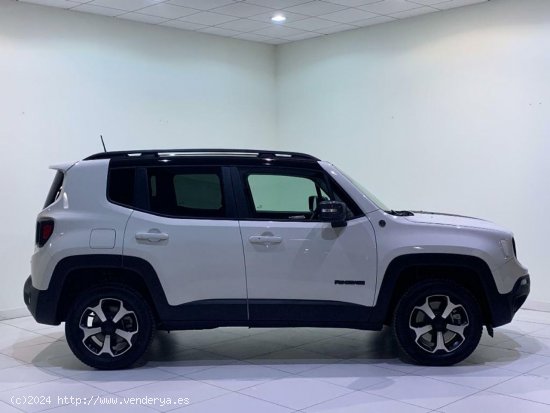 Jeep Renegade PHEV TRAILHAWK 1.3 240 CV 4WD AUTO 5P - Sant Boi de Llobregat