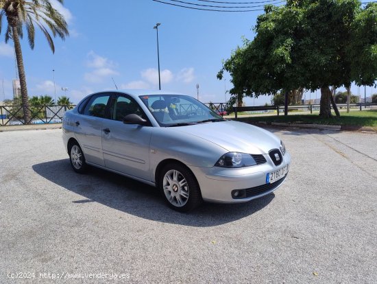 Seat Córdoba 1.9 SDI REFERENCE PLUS CERTIFICADO DE KILOMETROS Y CARROCERIA - Malaga