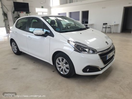 Peugeot 208 5P ACTIVE PureTech 60kW 82CV de 2019 con 121.195 Km por 7.490 EUR. en Valencia