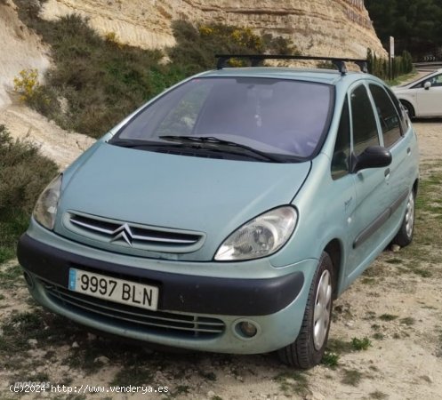 Citroen Xsara Picasso 2.0 HDI de 2001 con 515.000 Km por 1.750 EUR. en Albacete