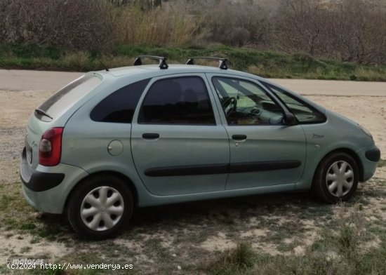 Citroen Xsara Picasso 2.0 HDI de 2001 con 515.000 Km por 1.750 EUR. en Albacete