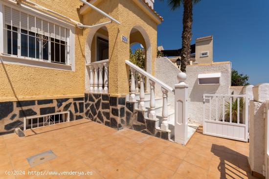 Bungalow en Monte y Mar - ALICANTE