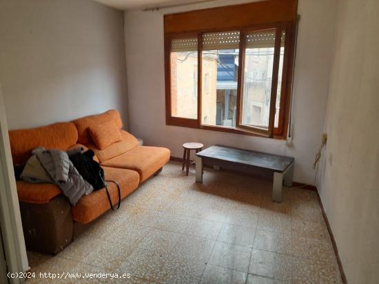 OPORTUNIDAD CASA DE PUEBLO EN ZONA CENTRICA DE LA PALMA D´EBRE - TARRAGONA