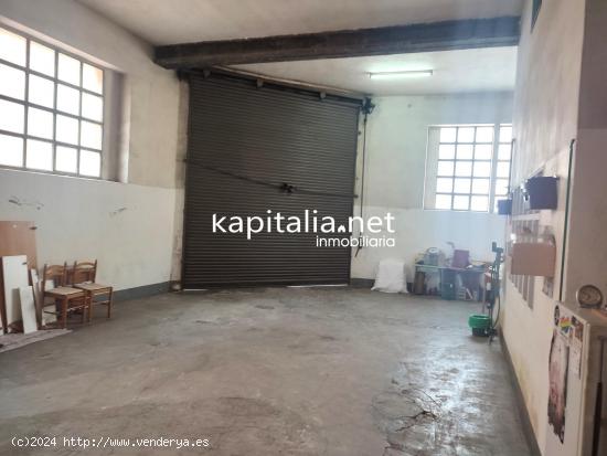 LOCAL COMERCIAL A LA VENTA EN COCENTAINA UBICADO EN ZONA CENTRICA. - ALICANTE