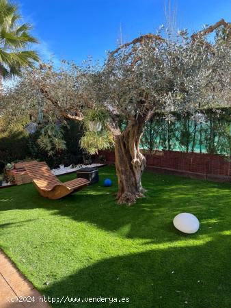 Planta baja de 2 dormitorios con jardín y piscina. - TARRAGONA