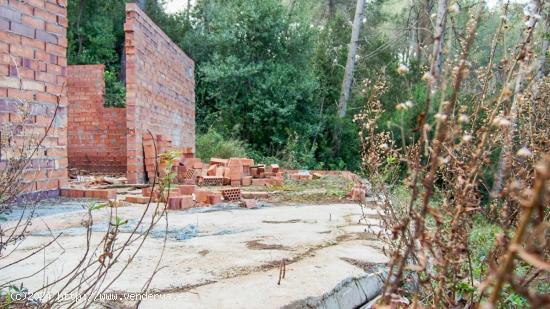 Amplia y luminosa terreno urbanizable con vistas despejadas en Corbera de Llobregat - BARCELONA