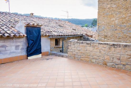  CASA DE PIEDRA DEL S. XVIII, A DOS CALLES, EN MONISTROL DE CALDERS - BARCELONA 