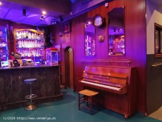 PUB MUSICAL DE AMBIENTE AGRADABLE, EN ZONA SANT JOSEP, -L' HOSPITALET DE LLOBREGAT - BARCELONA