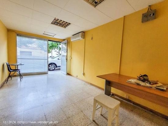  Local Comercial en venta en Plaza Padró de Martorell - BARCELONA 