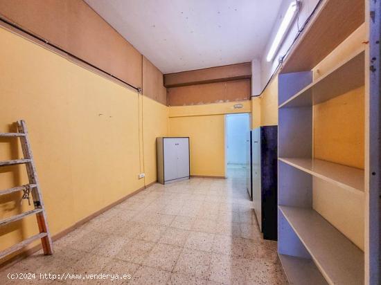 Local Comercial en venta en Plaza Padró de Martorell - BARCELONA