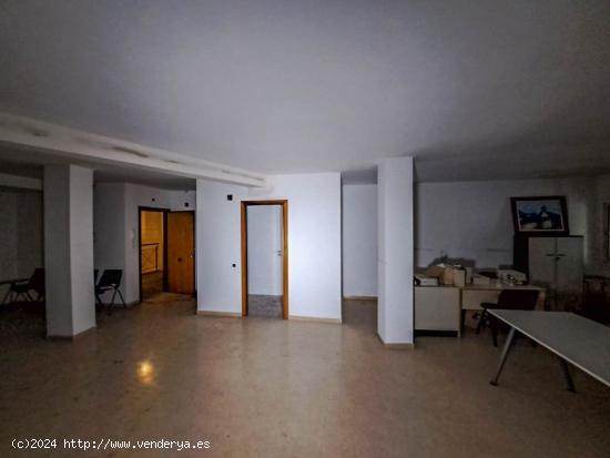 Oficina de 130 m2 en centro de Martorell con inmejorables vistas! - BARCELONA