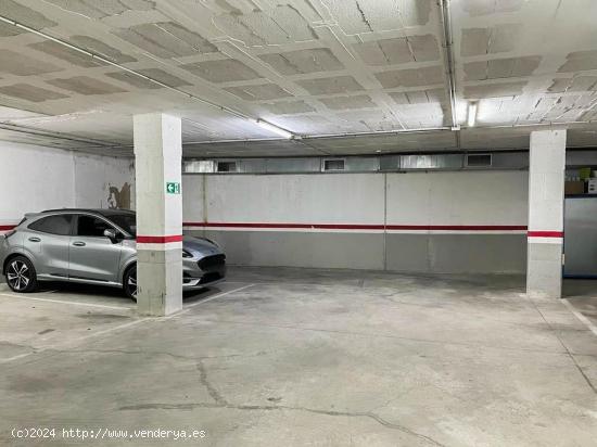 Plaza de parking en venta zona centro de Esparreguera (Barcelona) - BARCELONA