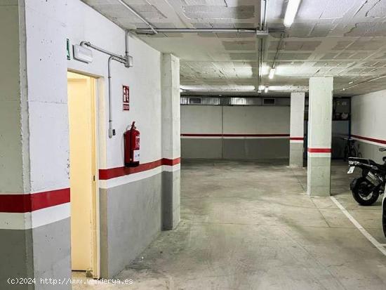 Plaza de parking en venta zona centro de Esparreguera (Barcelona) - BARCELONA