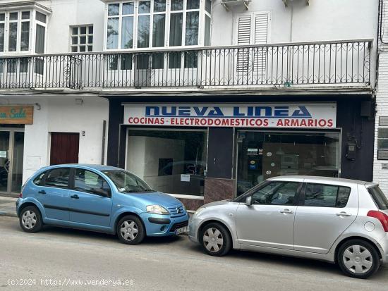 Local comercial en el Centro de la ciudad - CADIZ